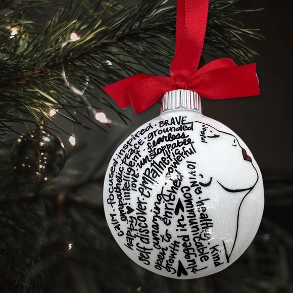 Christmas Ornament: Words of Affirmation – Spread Positivity and Holiday Cheer! - Picture 6 of 10